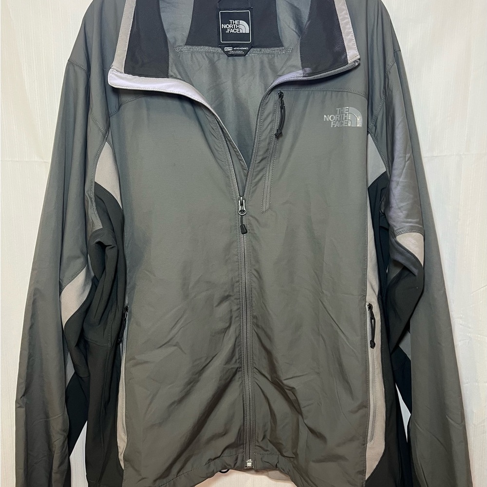 The North Face Urban Gorpcore: Vintage Grey & Black Windbreaker Shell Jacket